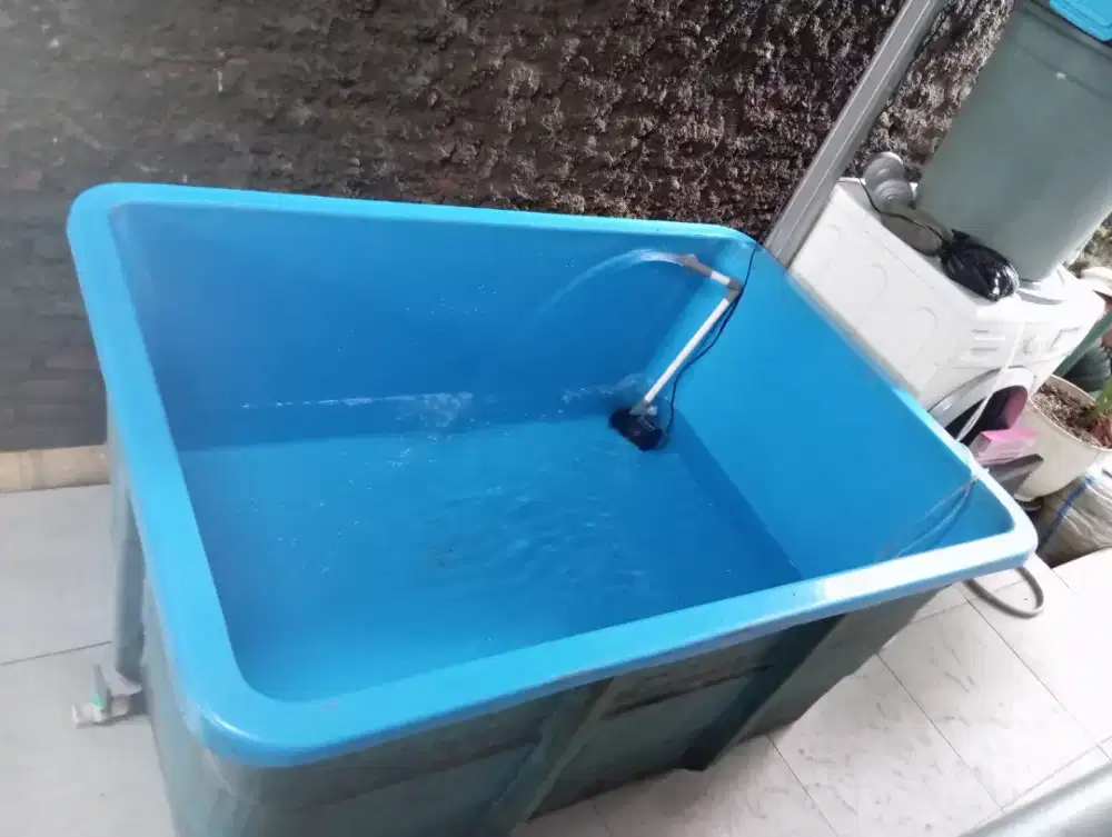 Bak Fiber kolam ikan P 150 x L 100 x T 70 kondisi sangat bagus