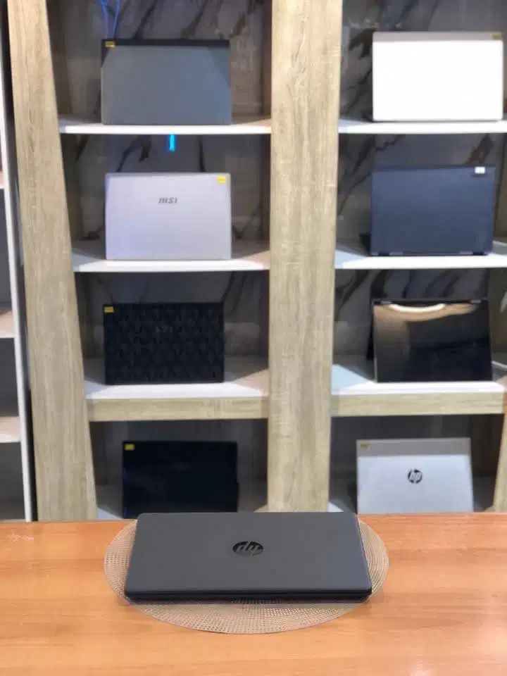 (COD) HP 240 G8 | CORE I3-1115G4 | RAM 4GB SSD 256GB | MULUS | SLIM |