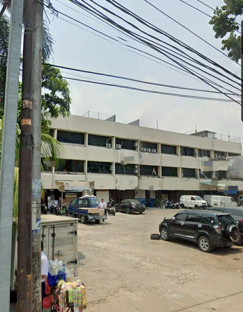Disewakan 2 Unit Ruko Besar Dengan Kondisi Bagus dan Rapih di Klender,