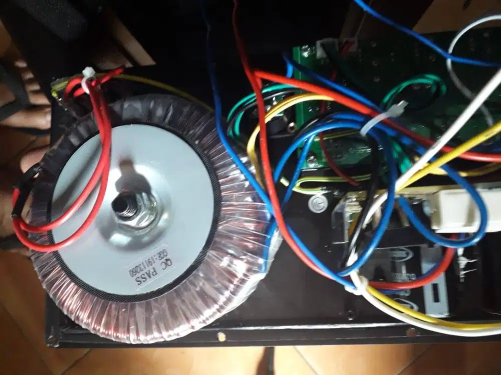 servis sound audio amplifier speaker dan microphone