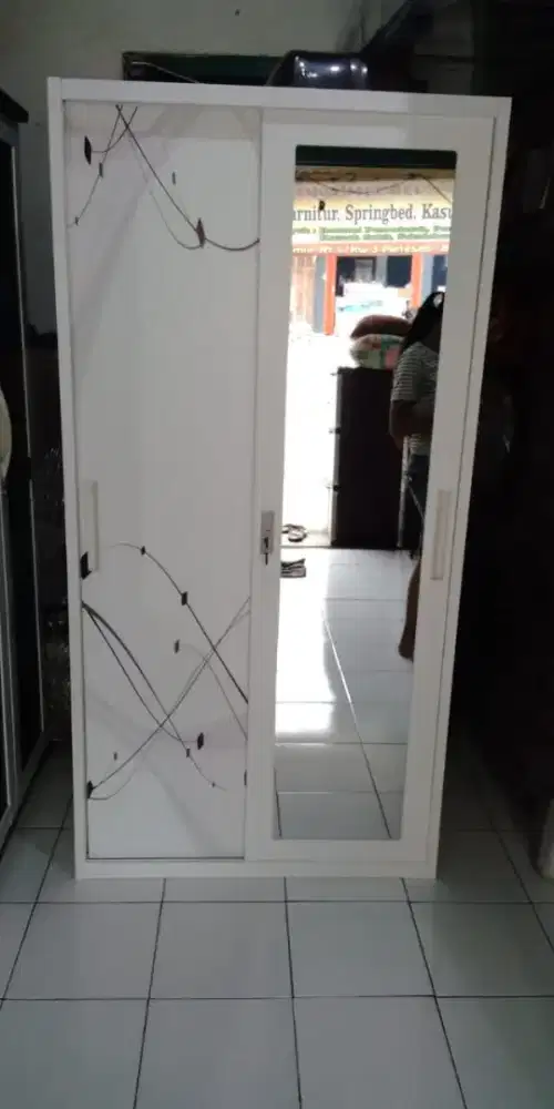 Lemari plat besi uk 120