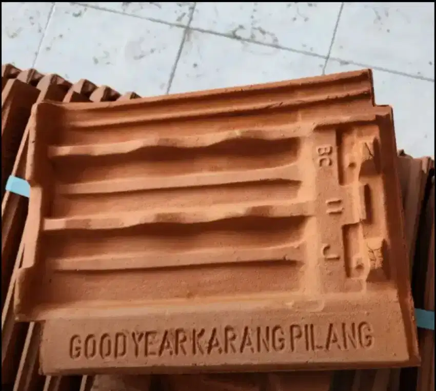 Genteng Karangpilang Flat Gemini