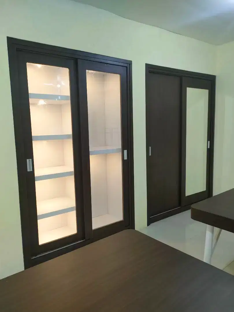 Lemari arsip / almari kantor serbaguna