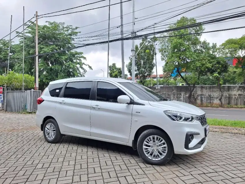 [OLX Mobbi] Suzuki Ertiga Abu 1.5 GL Bensin-AT 2020 UBC