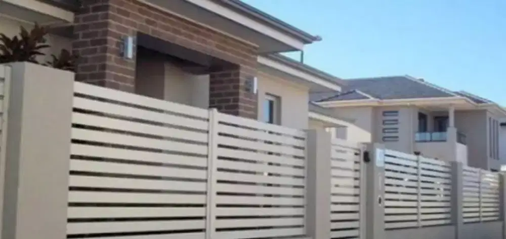 Tukang bangunan dan perbaikan atap bocor