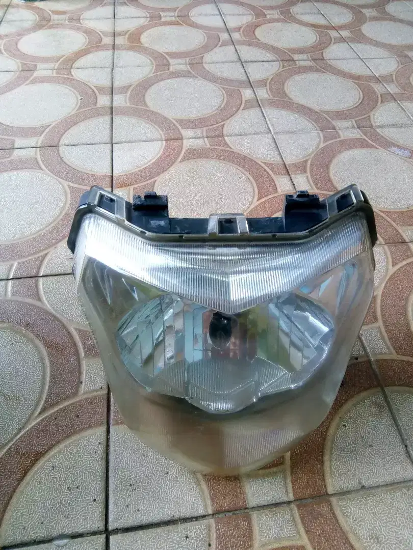 Reflektor Vixion Lightning