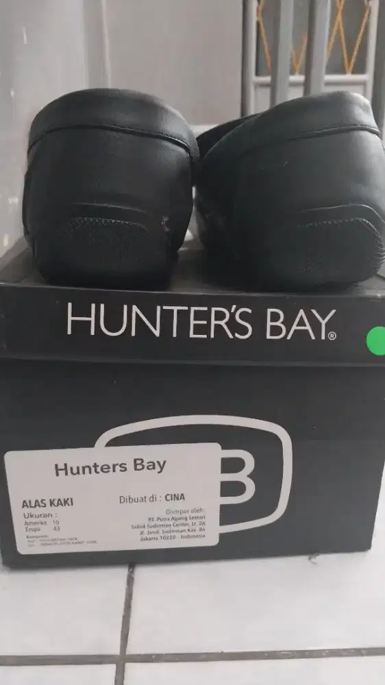 Sepatu formal dan informal Merk Hunter Bay