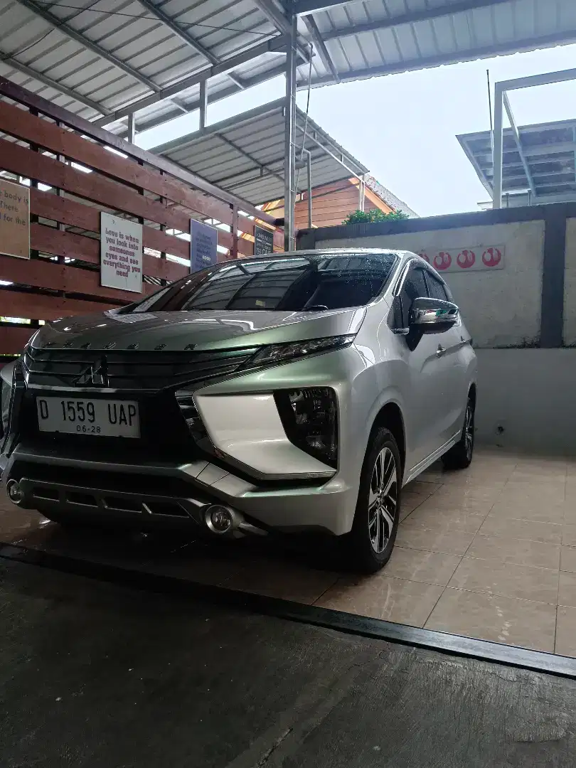 Bismillah numpang jual Mitsubishi Xpander ultm ade. No. D. 2018.silver