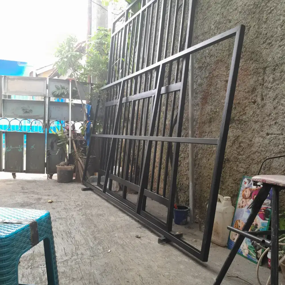 Tukang las panggilan