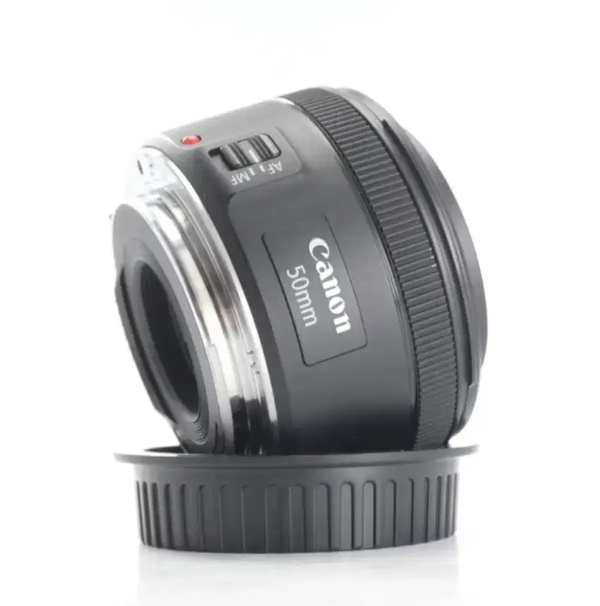 Lensa 50mm STM Canon ( Di Cari Untuk Di Beli )