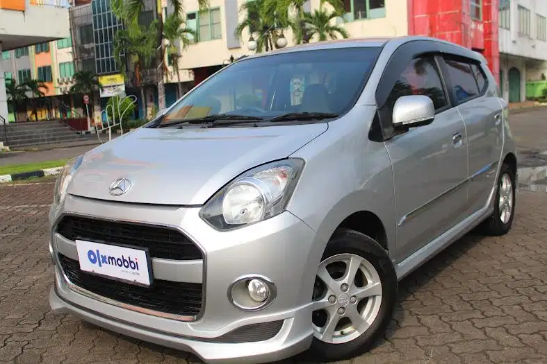 Pajak Panjang - Daihatsu Ayla 1.0 X Elegant Bensin-MT 2015