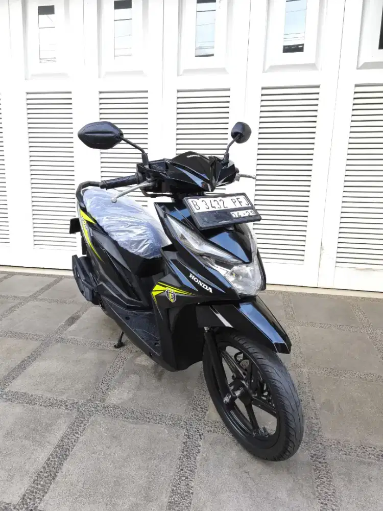 Bissmillah dijual motor Honda beat eco 2018 istimewa