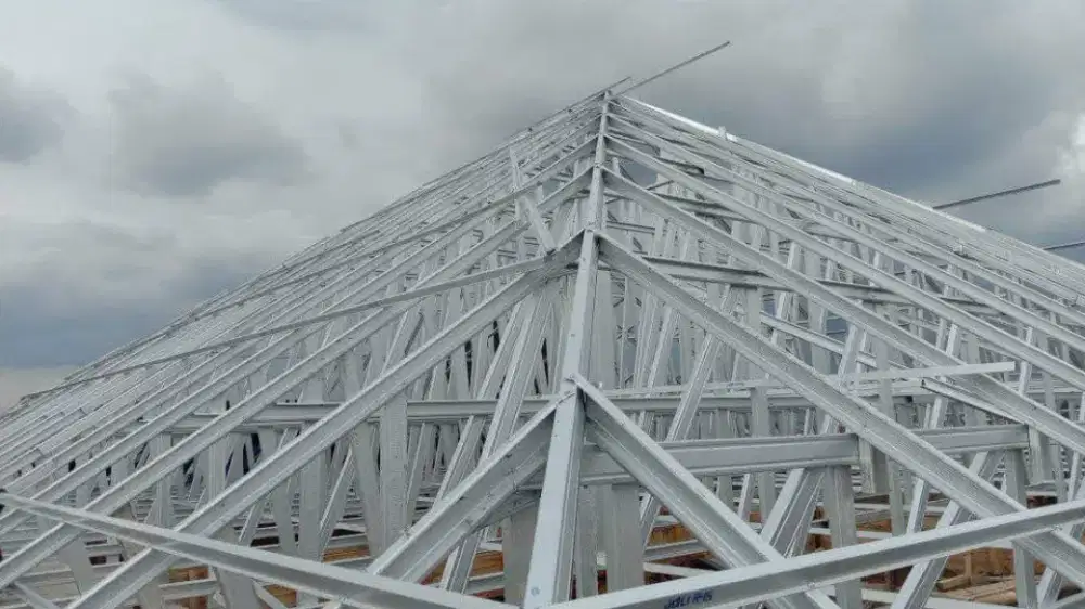 Rangka Baja ringan atap rumah