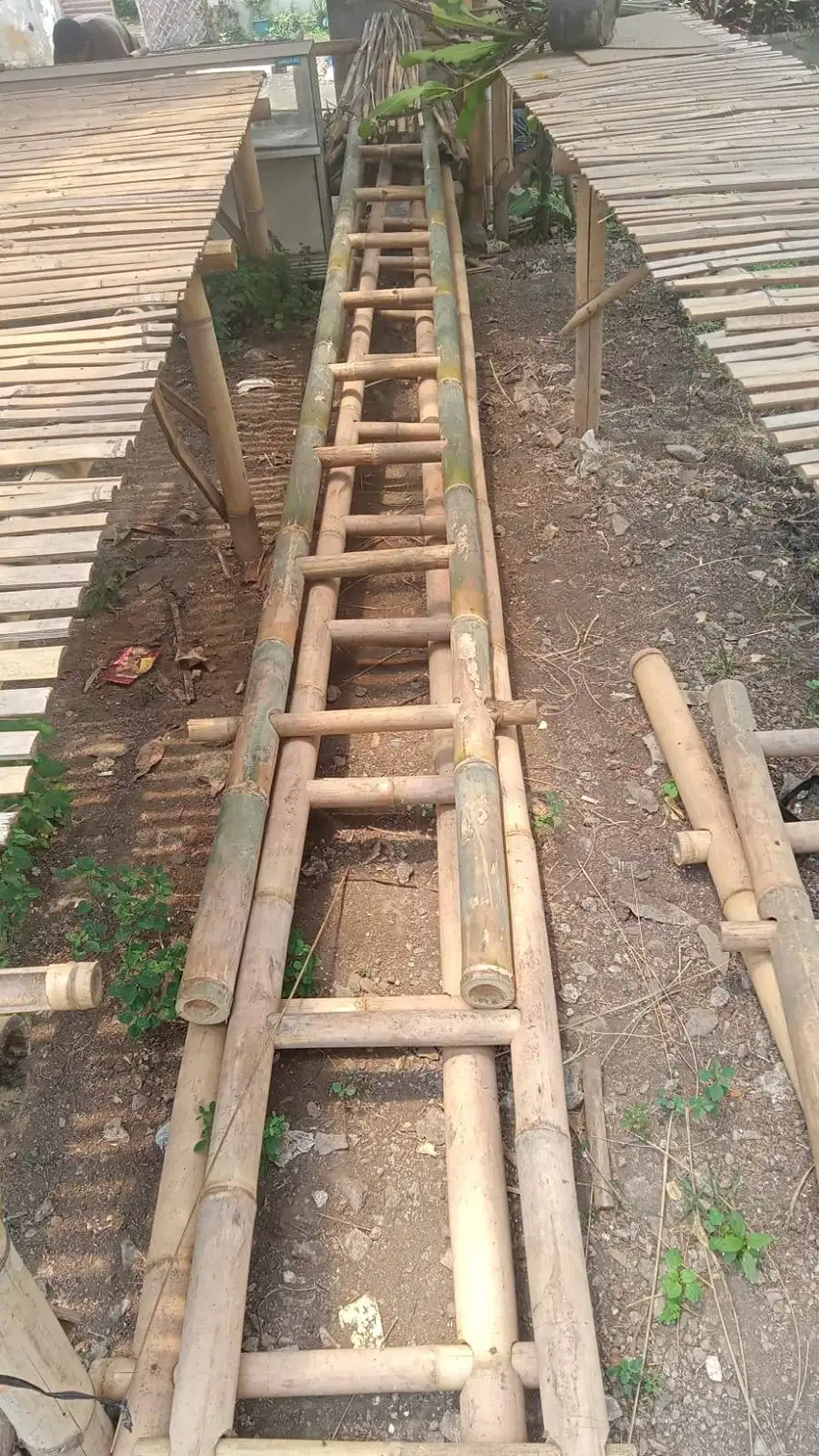 SEDIA TANGGA BAMBU /TERAZE