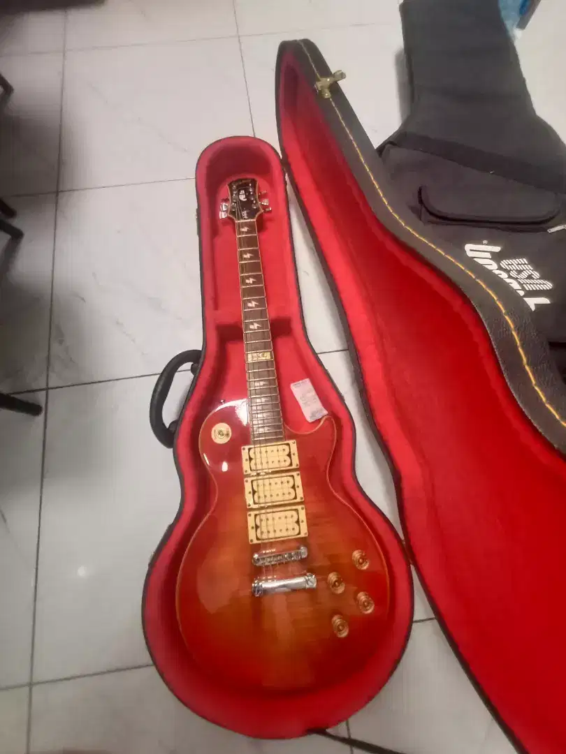 Epiphone Ace Frehley KISS signature