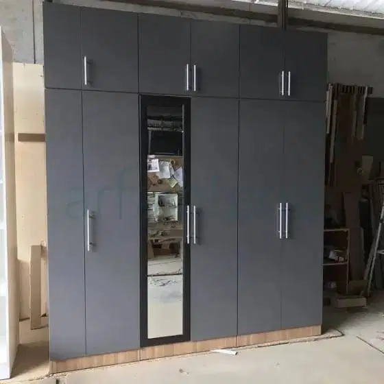 Lemari pakaian full box