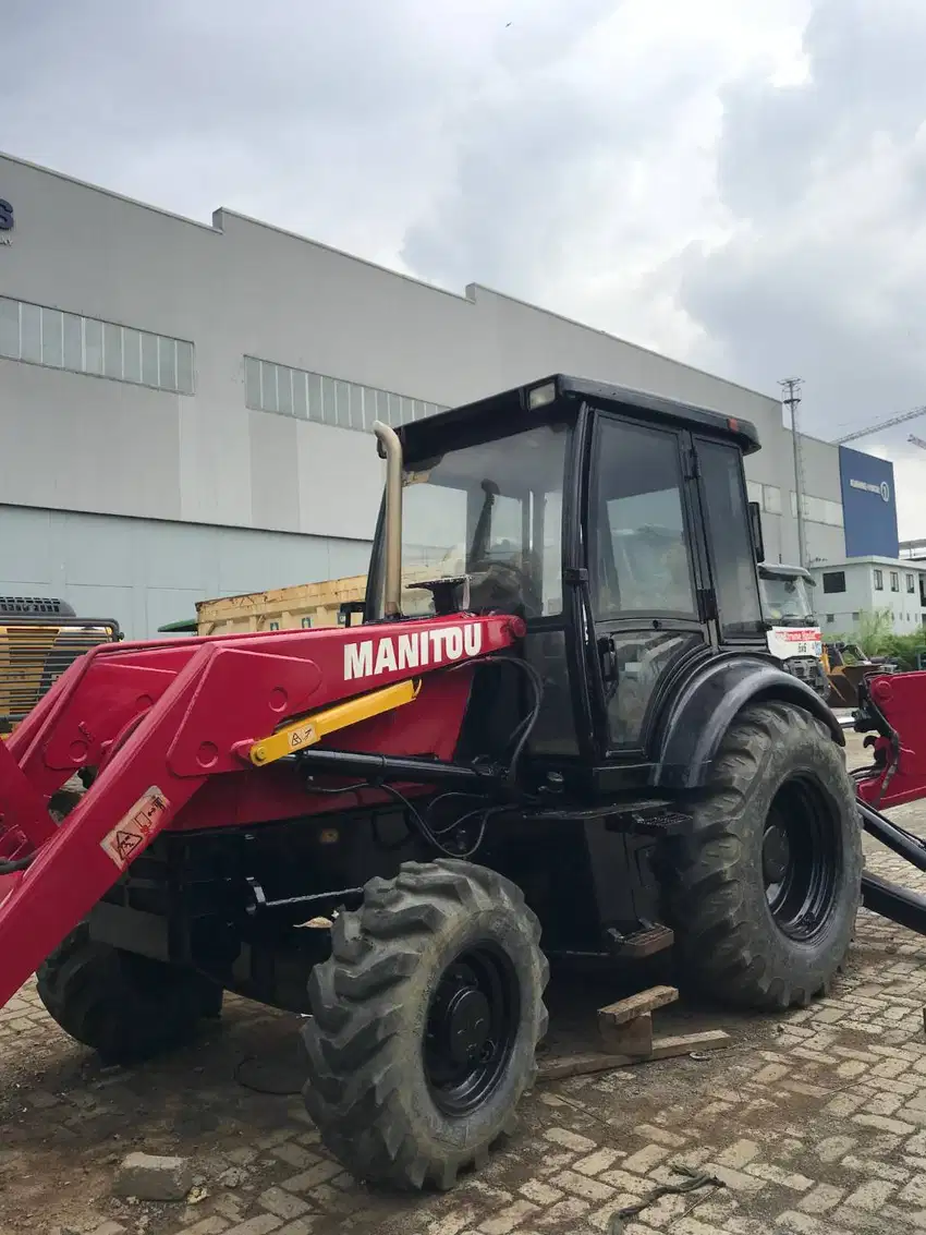 MANITOU BACKHOE LOADER - TLB818 - 2018
