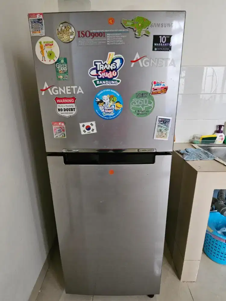 Kulkas Merk Samsung 2 pintu