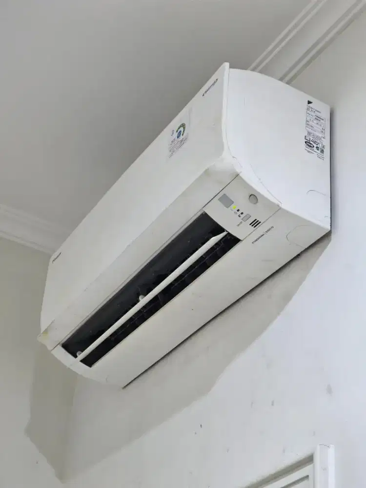 Daikin AC 1.5 PK, Tipe: FTKM35SVM4, PREMIUM INVERTER R32
