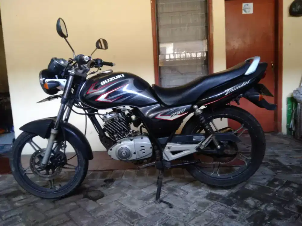 Suzuki thunder 125 tg 1 th 2010 terawat