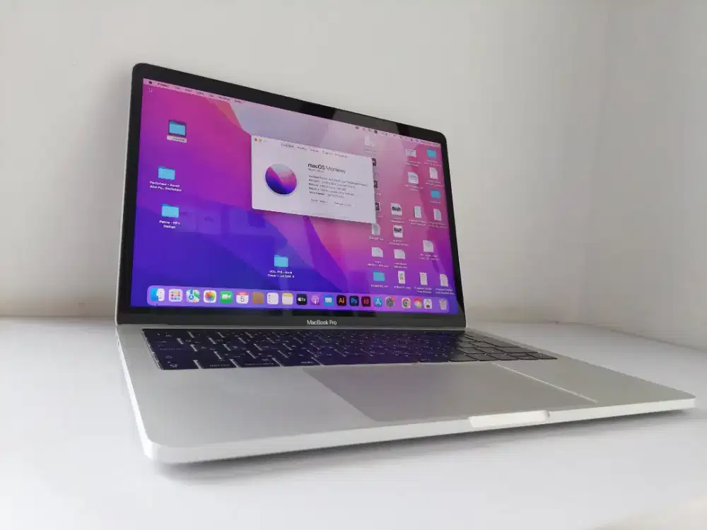 Macbook Pro 2016 Touchbar 95% MULUS MASIH ORIAN