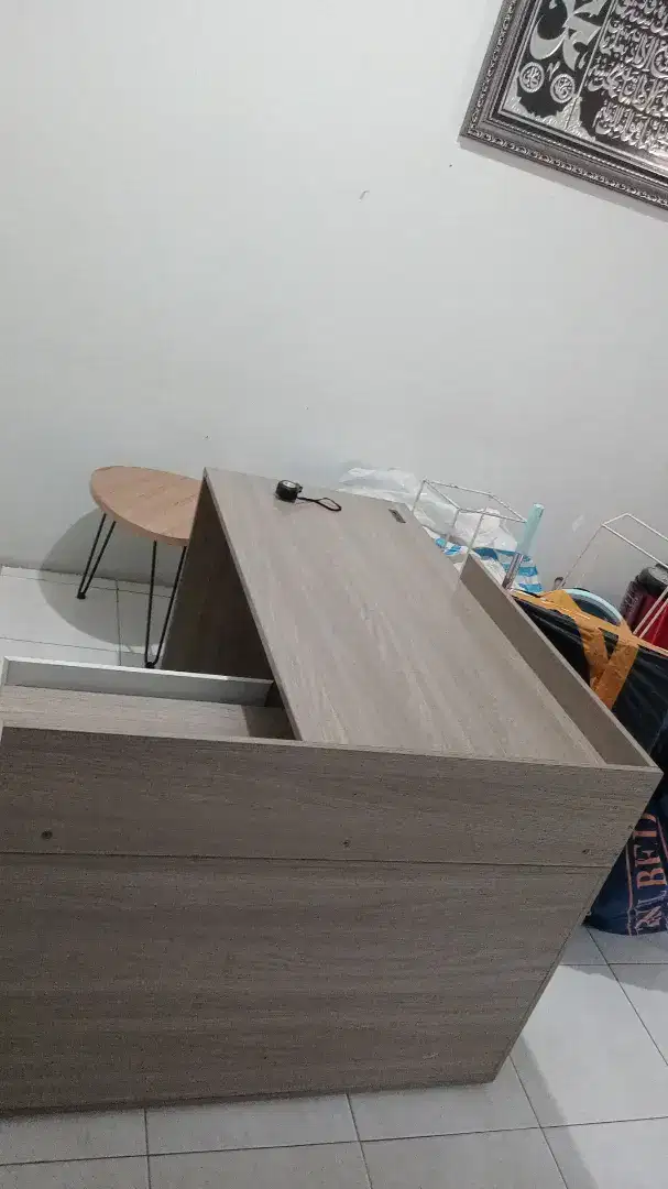Meja Kantor Model L