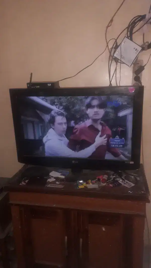 Jual Cpt Tv LG LED 27 inci Segel Mesin Belum Pernah Di Rusak/Servis