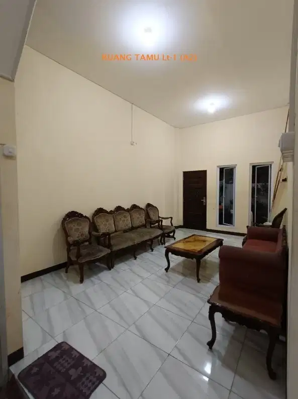 ANA RUMAH UK 7X14.5M DI KOMPLEK KAVLING POLRI JELAMBAR