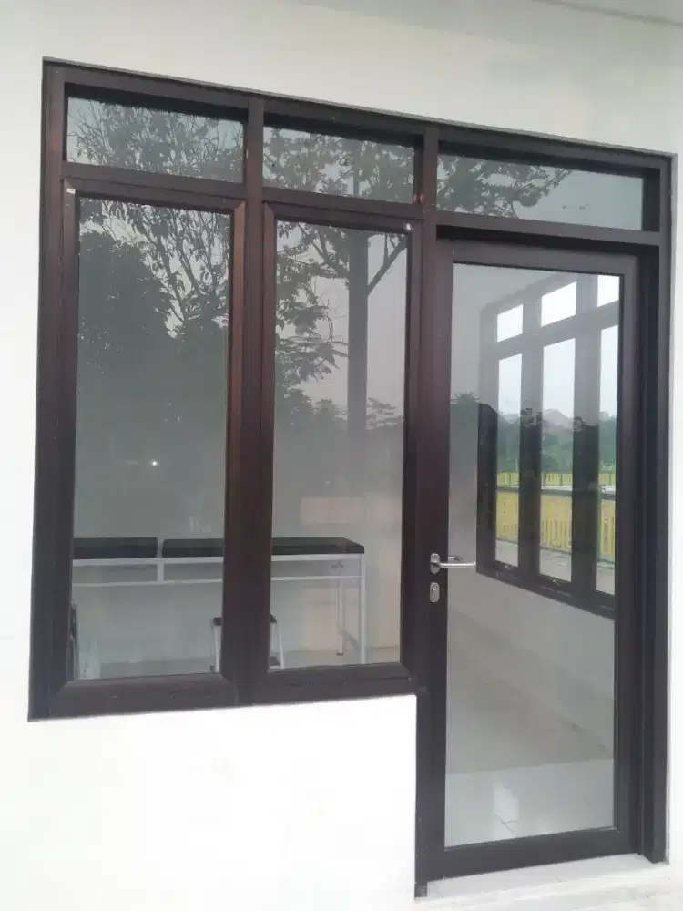Jendela dan kusen aluminium