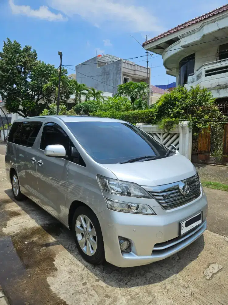 Toyota Vellfire 2.4 V Premium Sound 2008 Silver Low KM