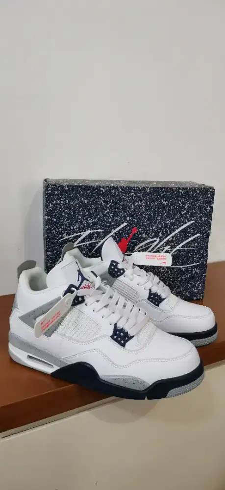 Sneakers Nike Air Jordan 4 Retro Midnight Navy