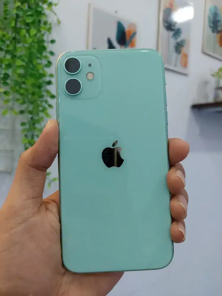 iPhone  11  64 Gb  (imei/jaringan kartu Xl atau)
