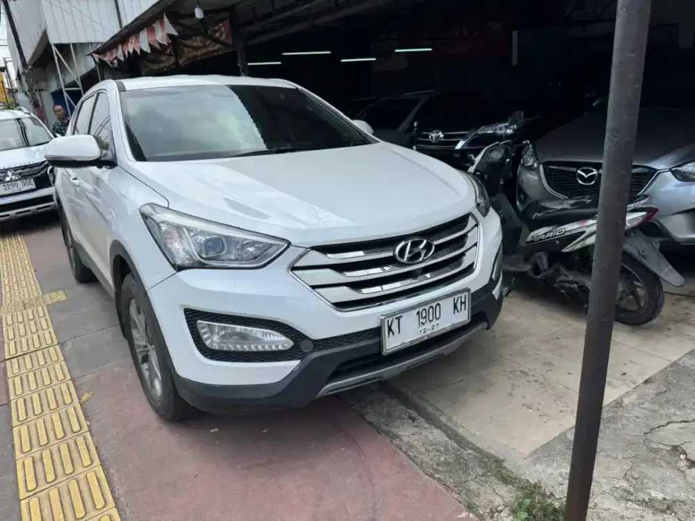 Hiyundai santa fe th 2015 AT