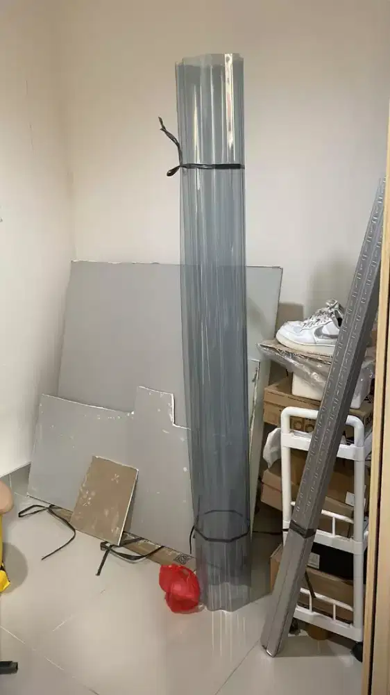 Tukang bangunan dan perbaikan atap bocor