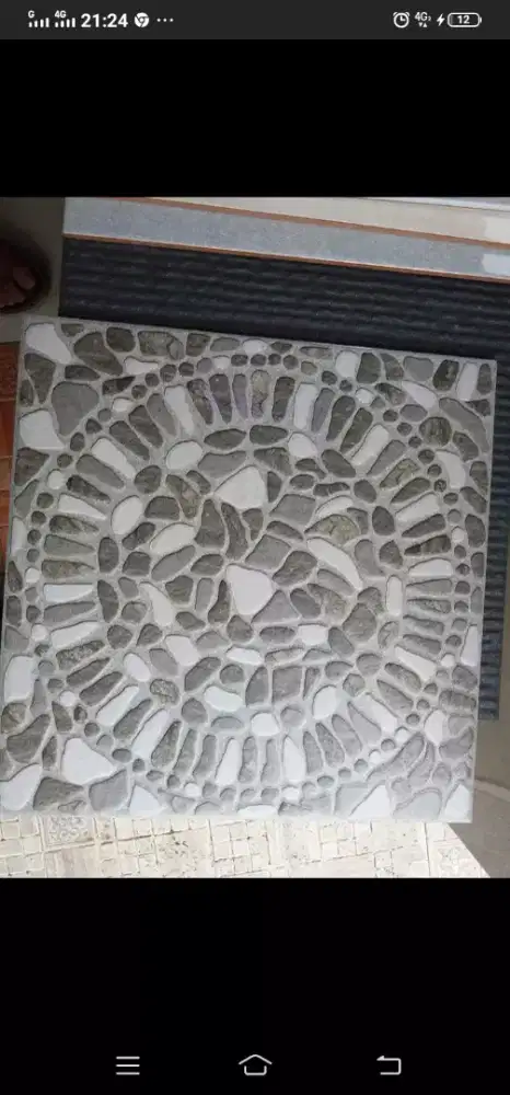 Tukang bangunan dan perbaikan atap bocor