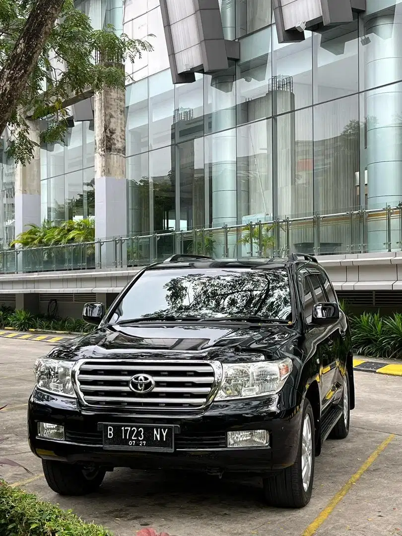 Land cruiser Vx 200 tahun 2012 solar