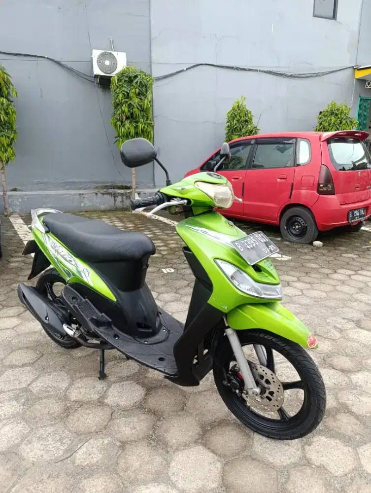 Bissmillah dijual motor Yamaha Mio smile 2011 istimewa