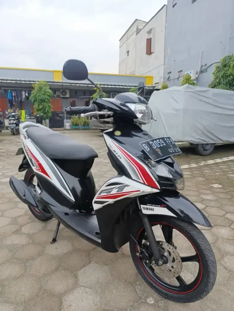 Bissmillah dijual motor Yamaha Mio GT 2013