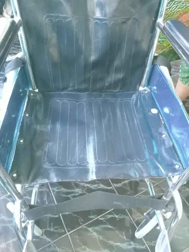 Kursi roda selaco kemenkes