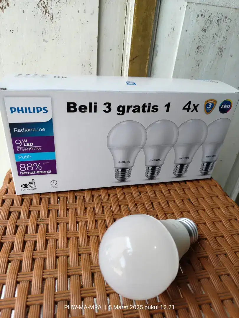 Lampu led Philips 9watt ( 4 pcs)