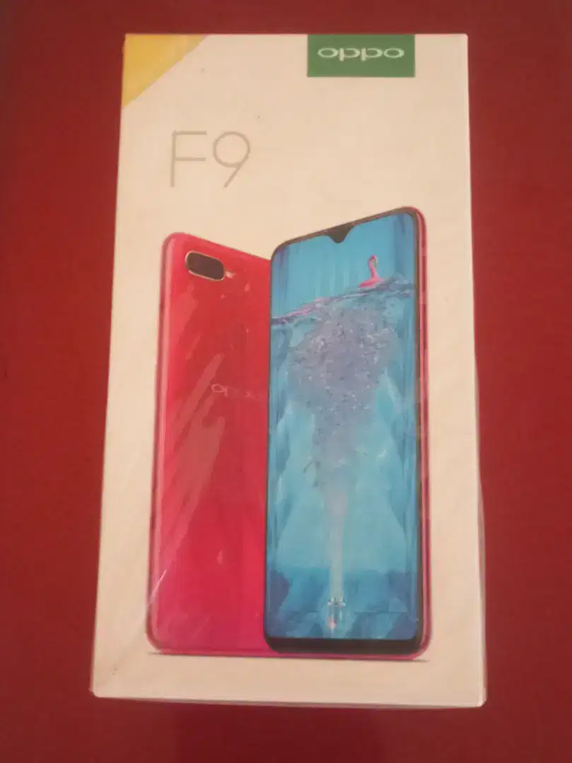 Handphone Oppo F9 (mati)