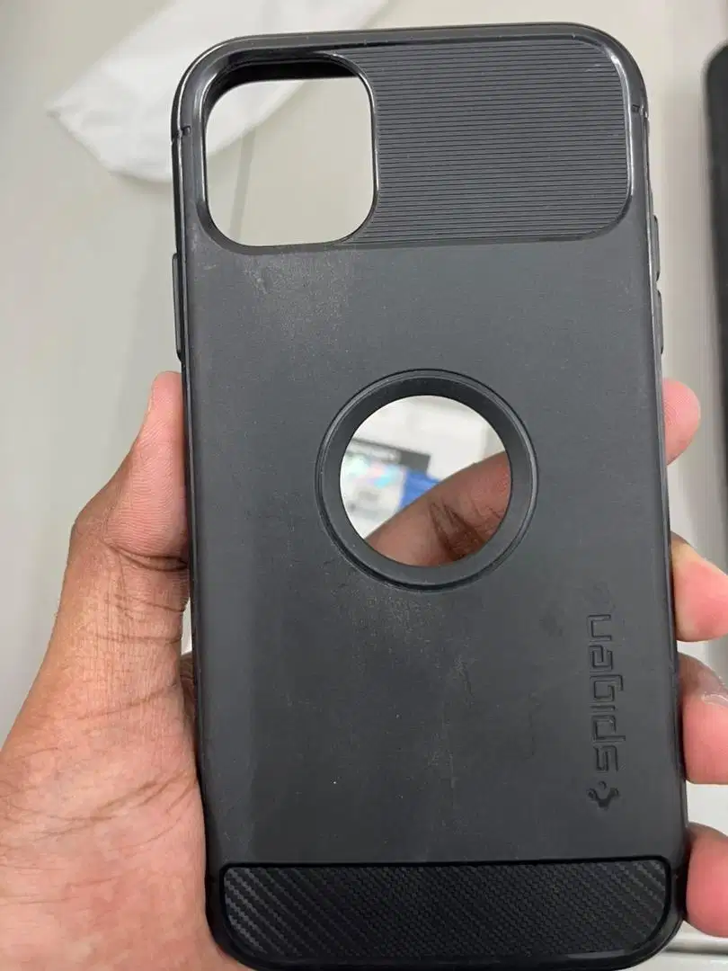 Case iphone 11 (PAKET 2 CASE)ORIGINAL SPIGEN & original Otter defender