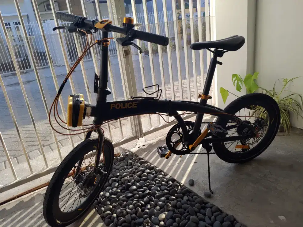 Sepeda Police Milan 20'