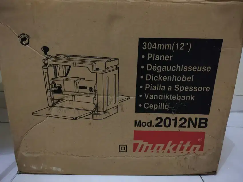 Mesin Serut Meja / Table Planer Makita type 2012NB