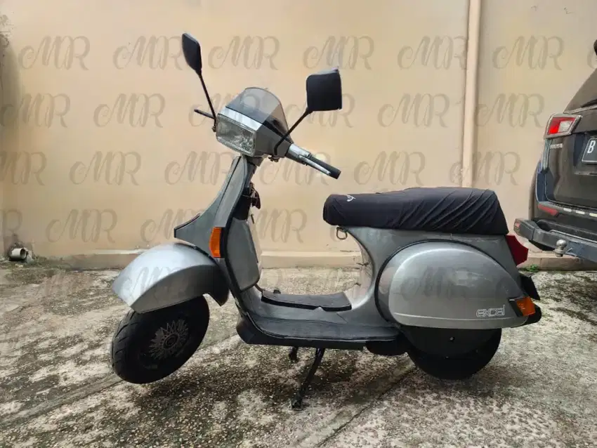Vespa Excel Tahun 89 Warna Abu Istimewah Lokasi Di Gas Alam Depok !!!