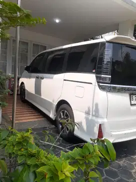 Toyota Voxy 2018 Bensin