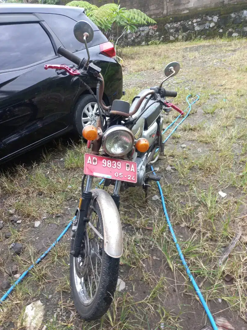 Honda Cb 100 silver
