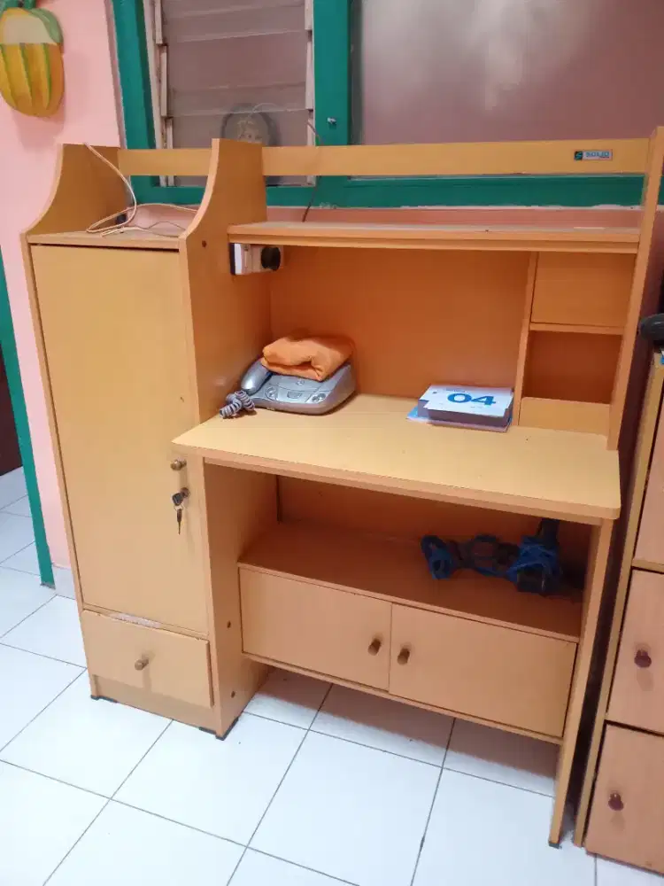 DIJUAL CEPAT Lemari Rak Meja Tulis