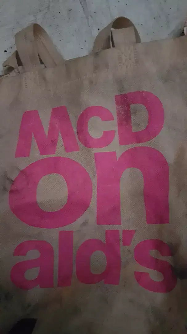 Tas besar mcdonalds
