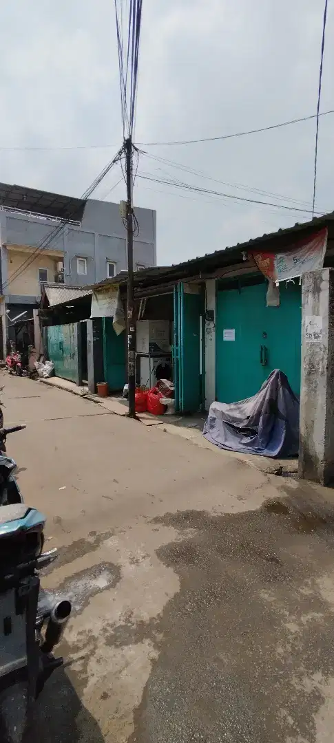 Dijual bangunan gudang siap pakai